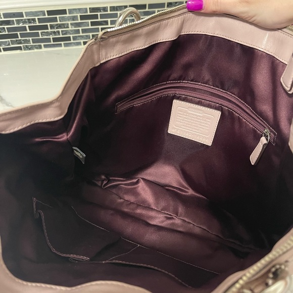 Blush Coach Kristin Leather Zip Purse - Picture 8 of 12